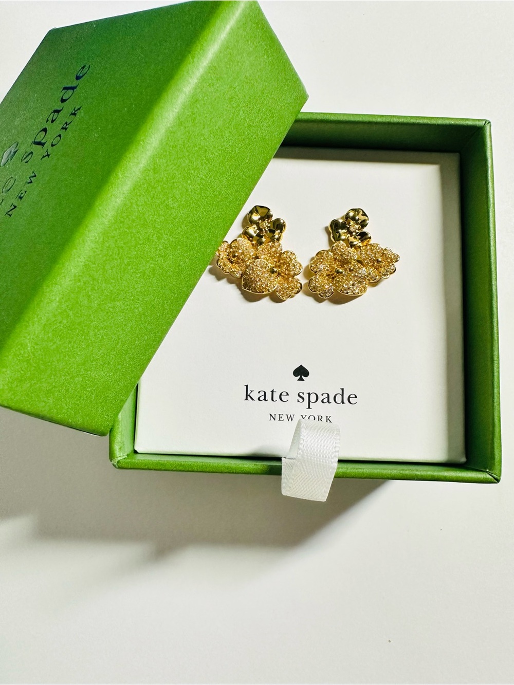 kate spade Gold Sparkle Floral Cluster Stud Earrings